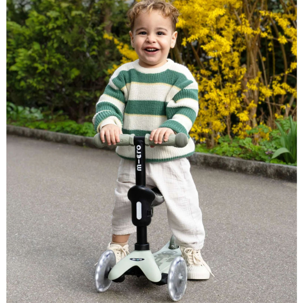 Micro Mini Deluxe Rock and Go LED Scooter