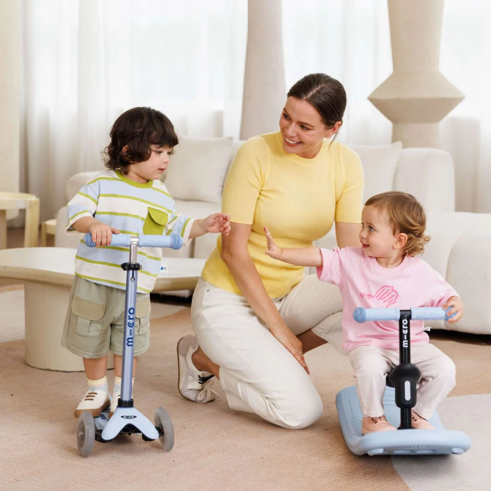 Micro Mini Deluxe Rock and Go LED Scooter